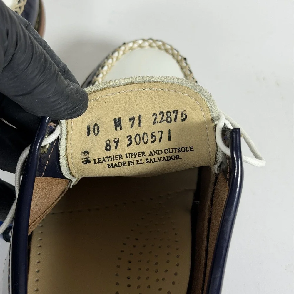 G.H. Bass & Co. Weejuns Men's Navy White Patent Leather Boat Shoes Size 10 M F-1